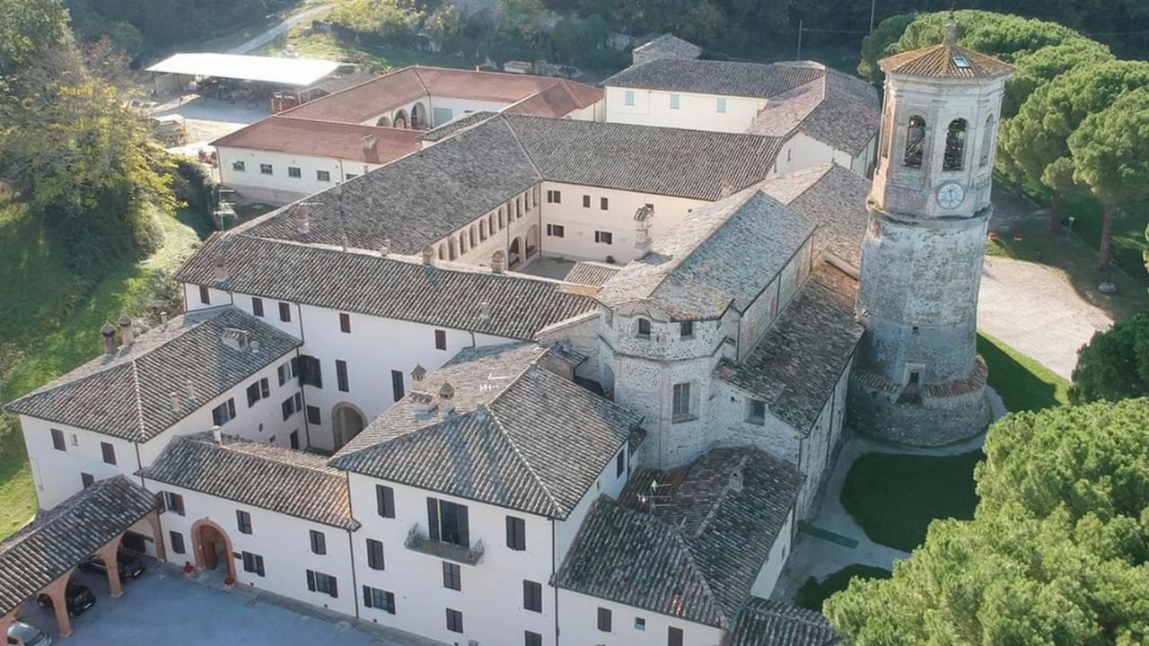 Agriturismo Montecorona Умбертиде Екстериор снимка