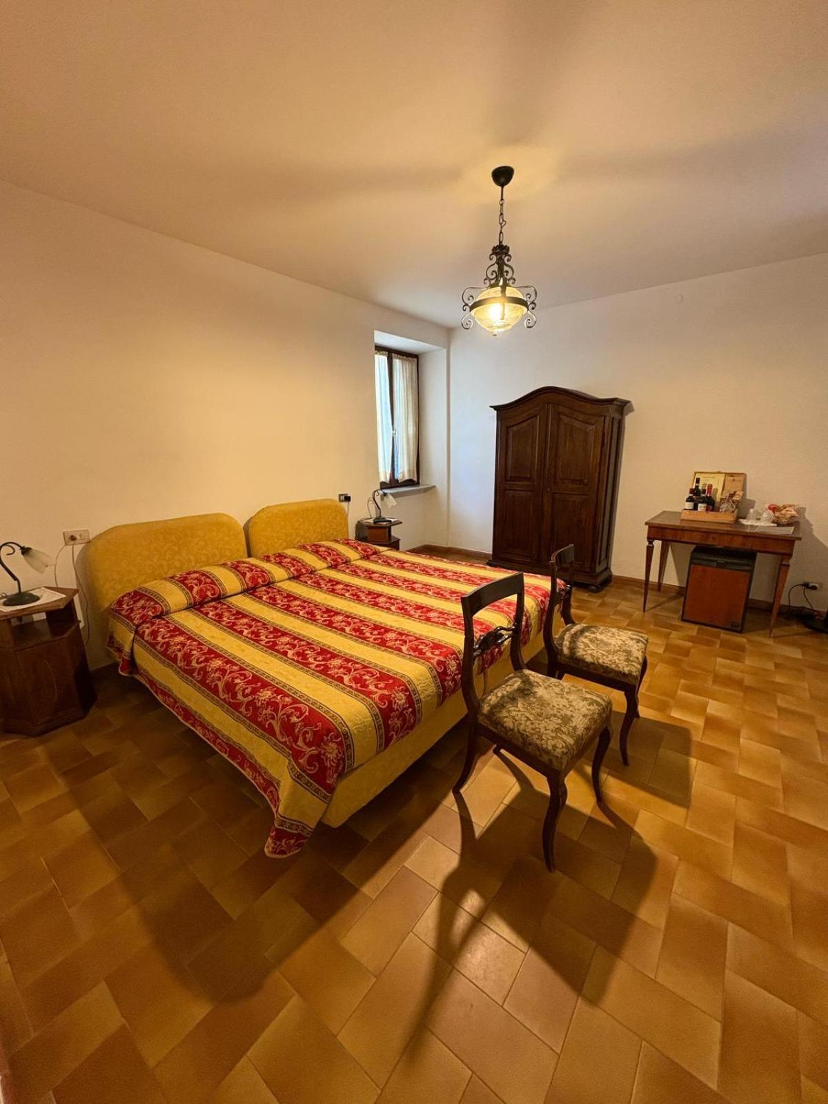 Agriturismo Montecorona Умбертиде Екстериор снимка