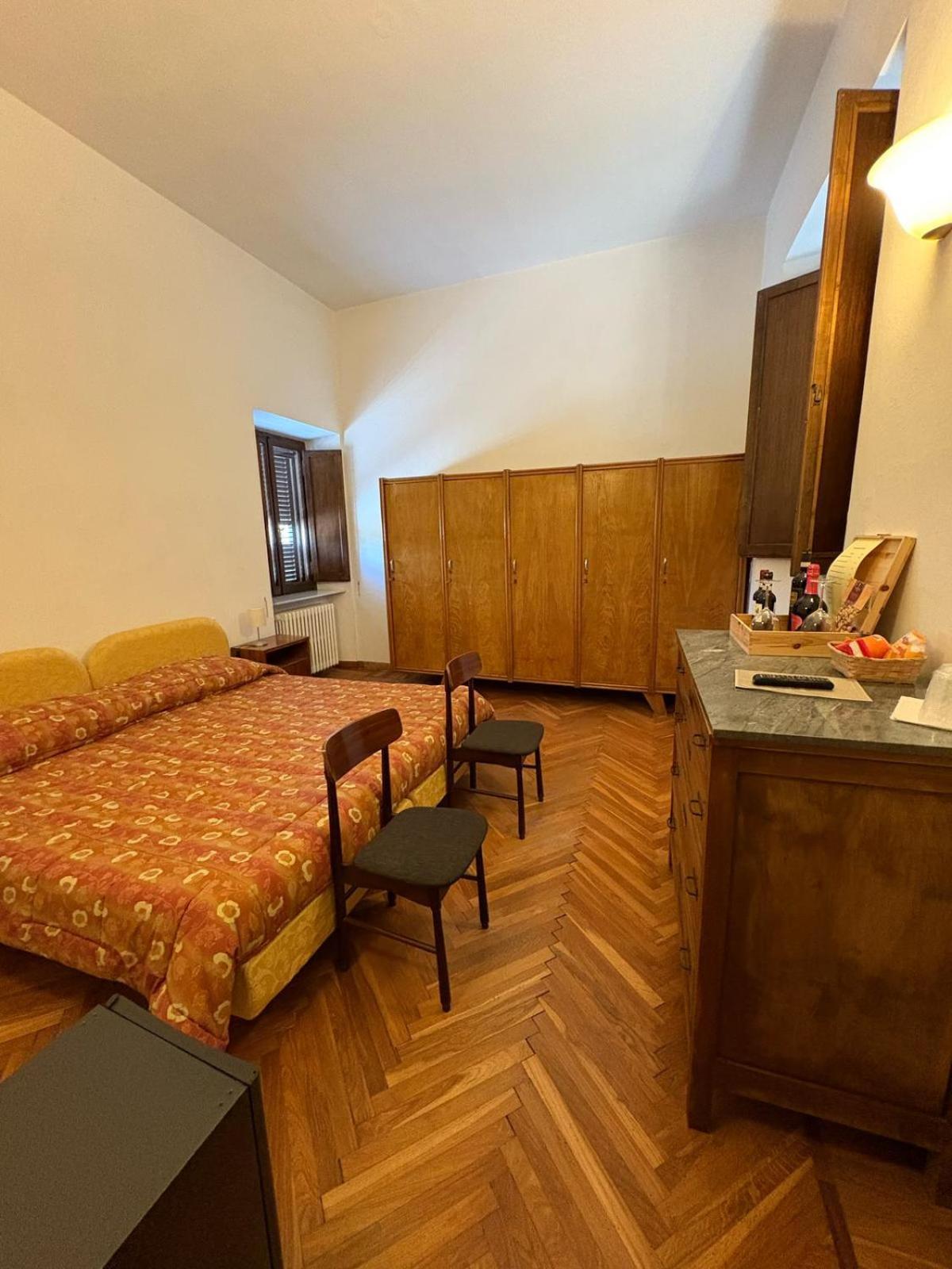 Agriturismo Montecorona Умбертиде Екстериор снимка