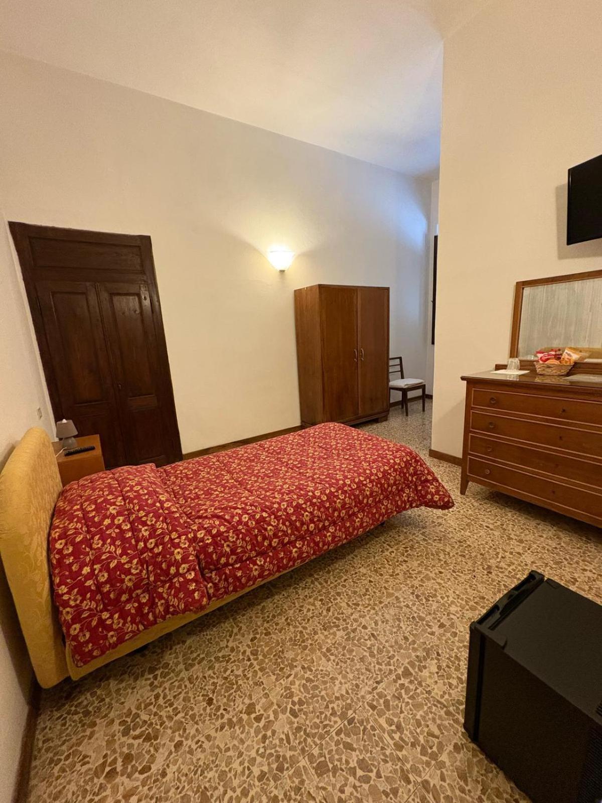 Agriturismo Montecorona Умбертиде Екстериор снимка
