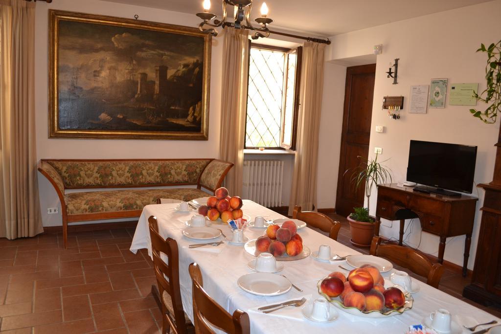 Agriturismo Montecorona Умбертиде Екстериор снимка